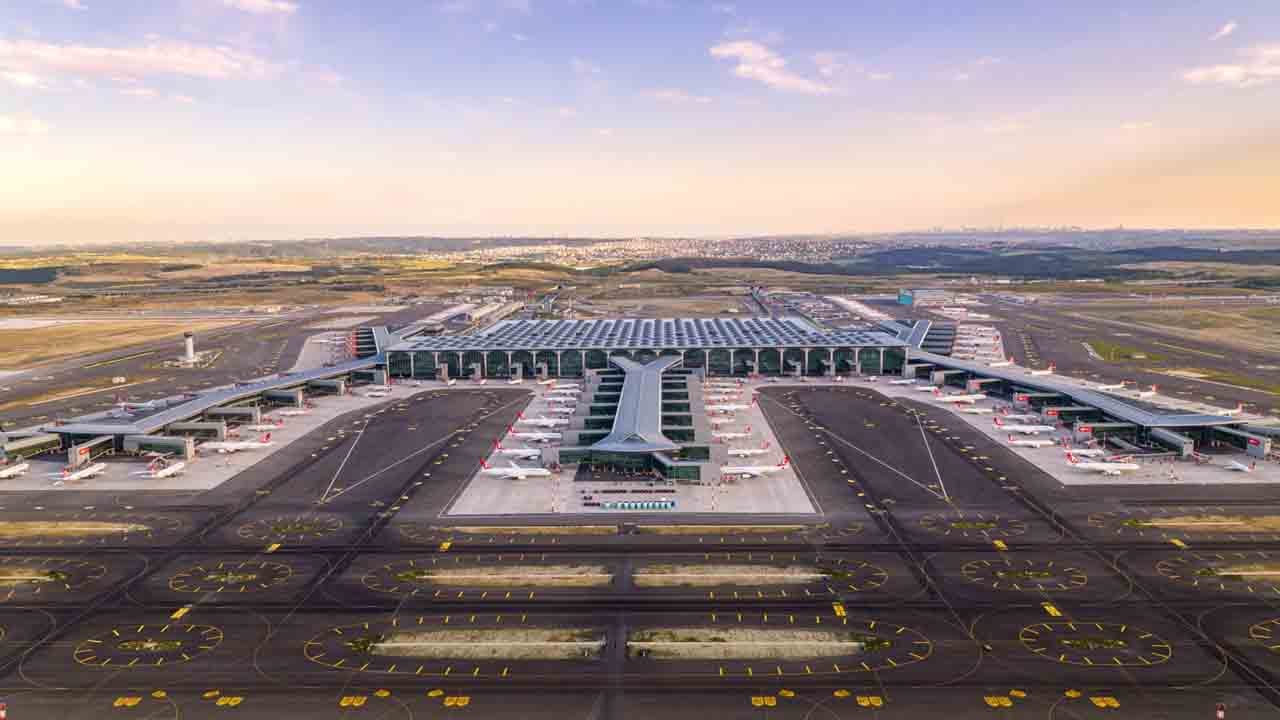 Foto - Bir ayda 16,4 milyon yolcu! Mart ayında havayolu ile seyahat eden yolcu sayısı İstanbul nüfusunu aştı 