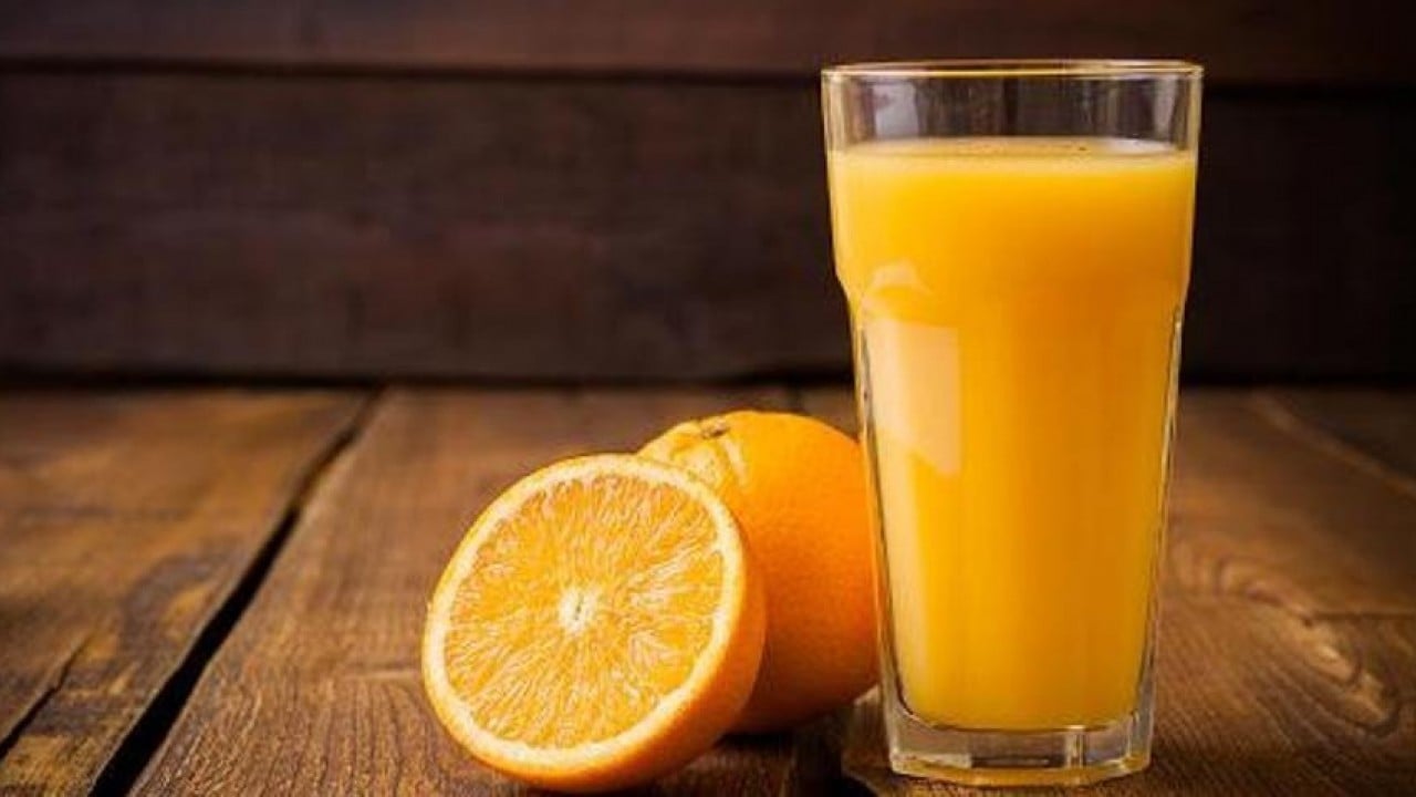 Bir bardakla büyük değişim: Portakal suyu vücudu baştan aşağı yeniliyor