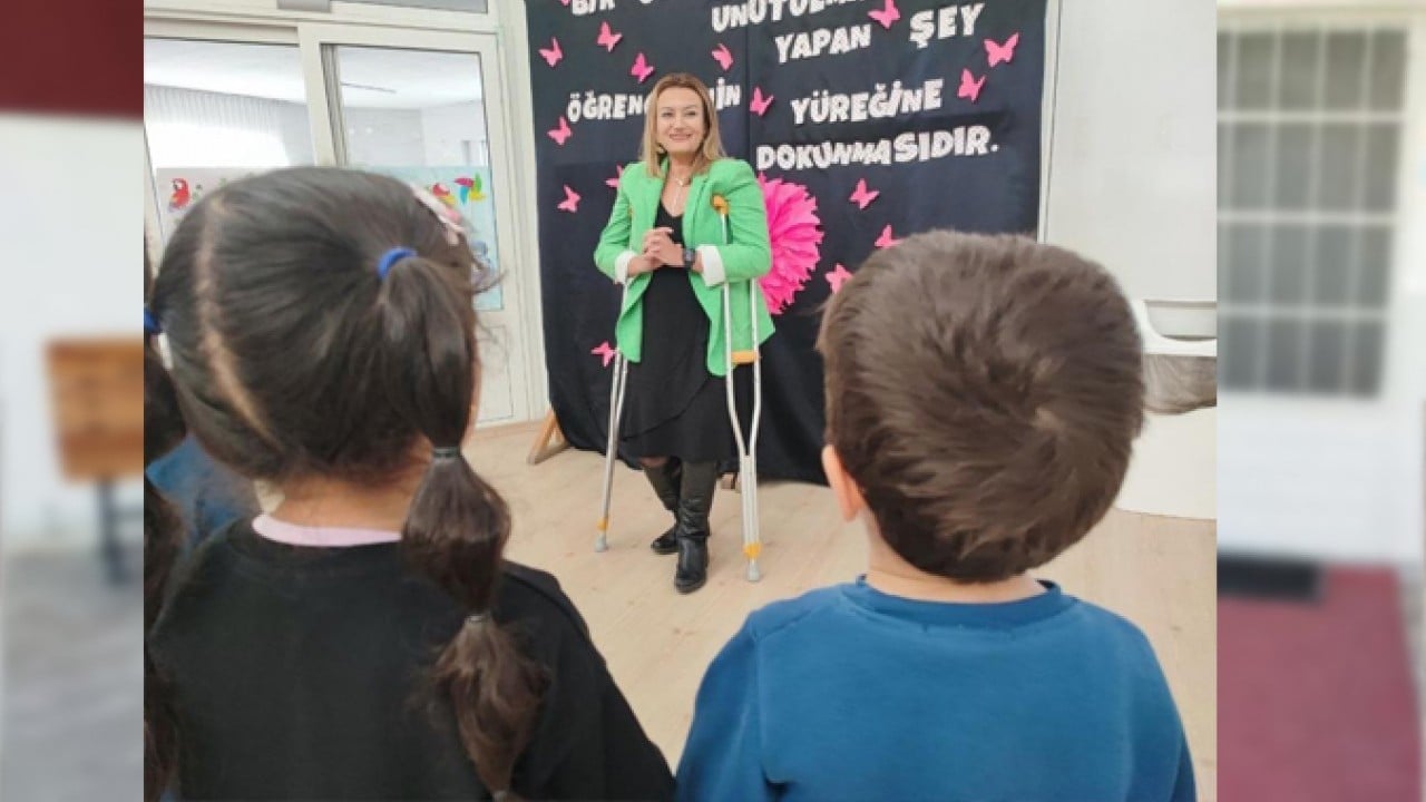 Foto - Bir başarı hikâyesi! Doğuştan koltuk değneğine mahkûmdu, yılmadı öğretmen oldu