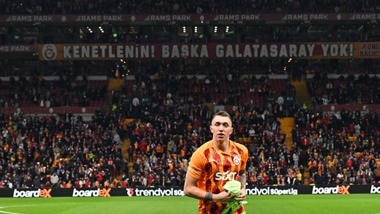 Foto - Bir büyük kapı daha aralanmış oldu... Galatasaray kalesinde büyük değişim: Yerlilerle devam