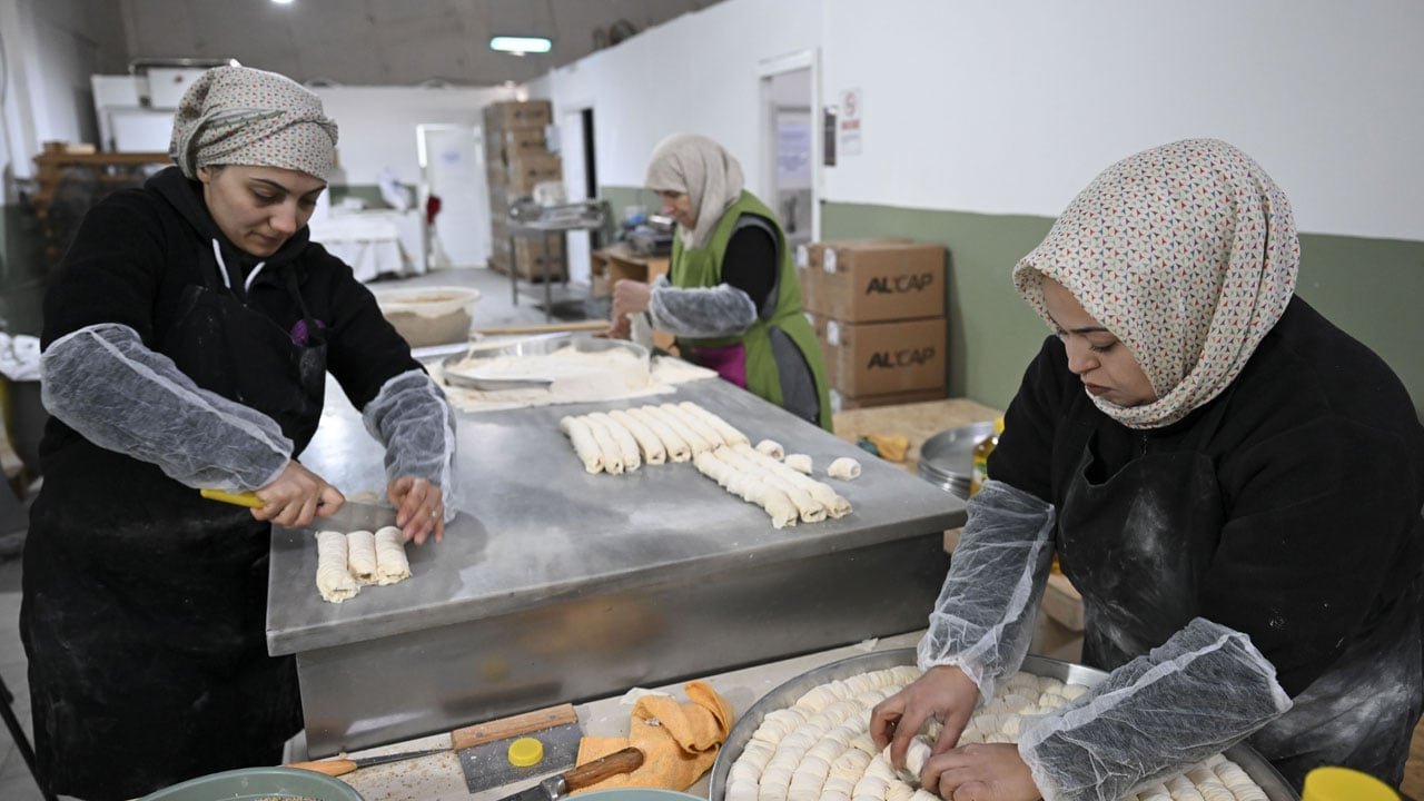 Foto - Bir çuval unla başladılar... 9 kadının kurduğu kooperatif dünyaya açıldı