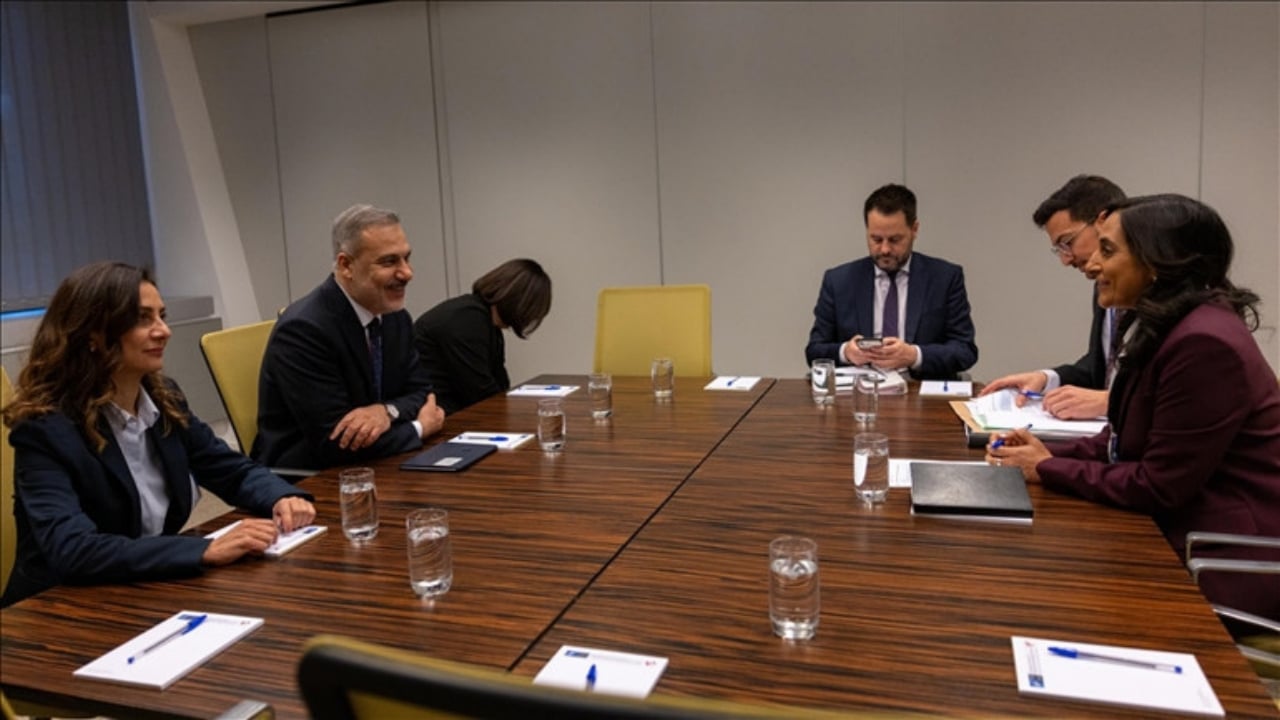 Foto - Bir dönem savunma sanayiinde ambargo yediğimiz ülkeden şaşırtan hamle! "Ne olur bizimle işbirliği yapın" demek için Türkiye’nin kapısını çalacaklar