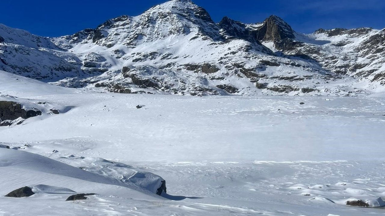 Foto - Bir gecede dondu! Artabel Gölleri kış masalına döndü