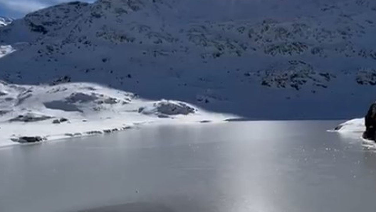 Foto - Bir gecede dondu! Artabel Gölleri kış masalına döndü