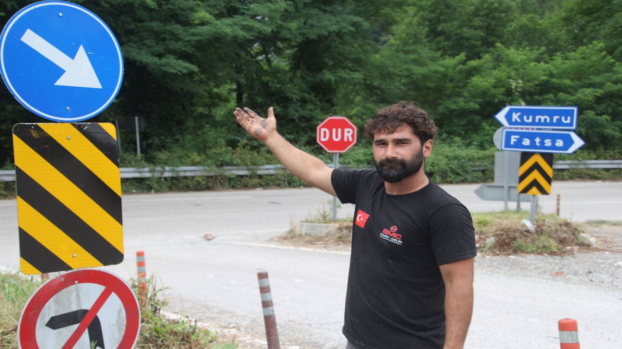 Foto - Bir giren işin içinden bir daha çıkamıyor: 29 tabelalı kaos kavşak! 