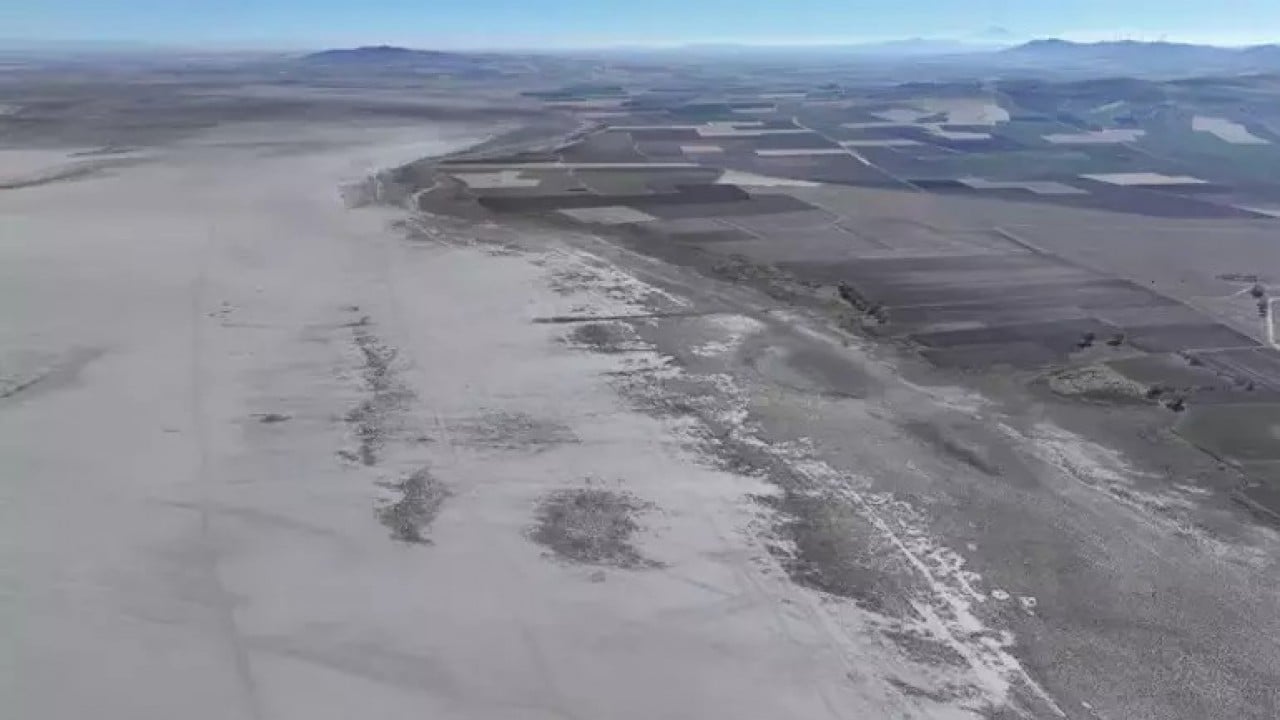 Foto - Bir göl daha kuruyarak yok oldu