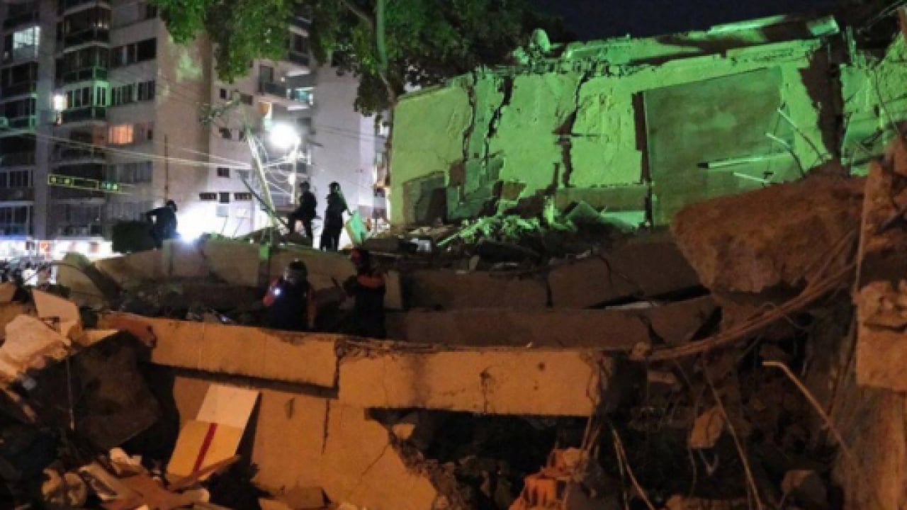 Foto - Bir günde neden 4 büyük deprem oldu? Uzmanlar aynı soruya cevap arıyor