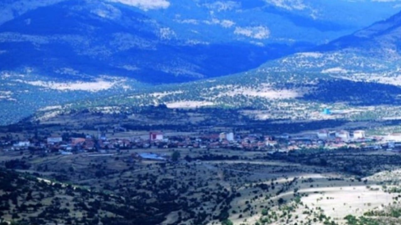 Belediye başkanı gözyaşlarını tutamadı: 'Böyle bir sonu haketmedik!'