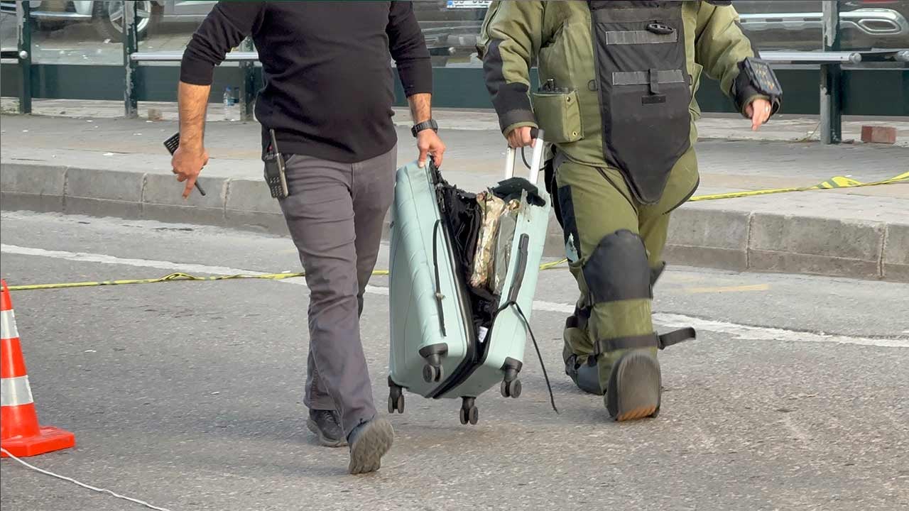 Foto - Bir ili ayağa kaldıran şüpheli valiz! İçinden bakın ne çıktı