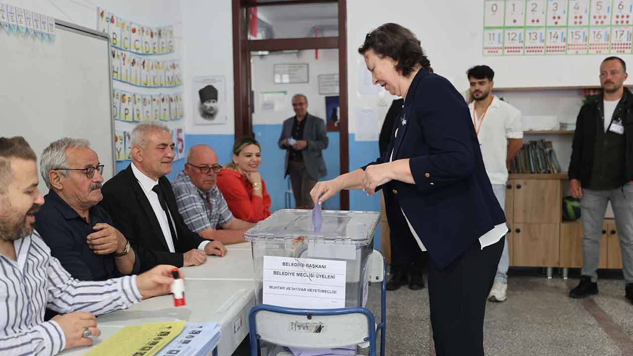Foto - Bir ilimizde halk sandık başında