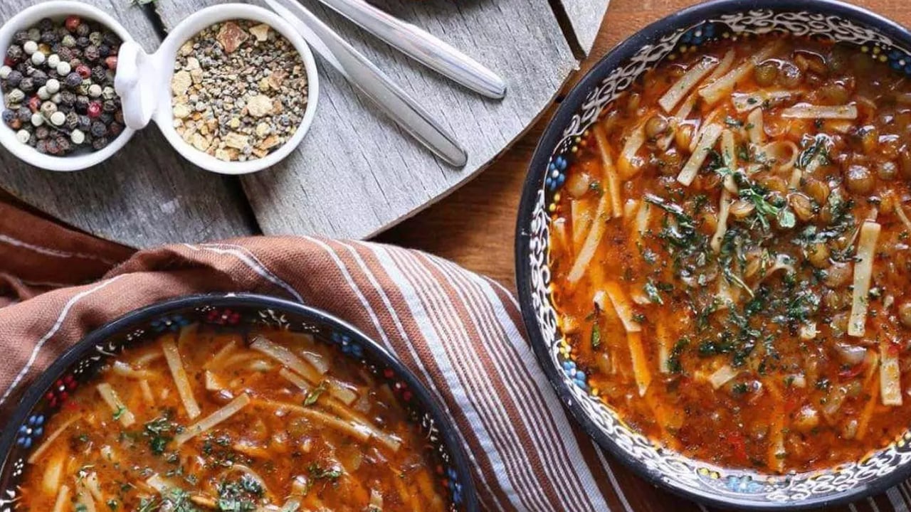 Foto - Bir kase dolusu erişte çorbası: Bağışıklık sisteminin güçlü destekçisidir! Erişte çorbası tarifi! 