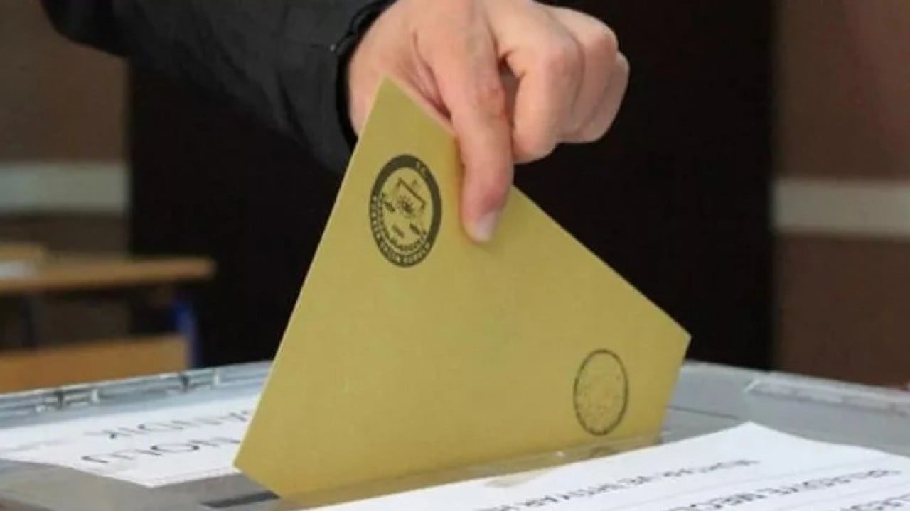 Foto - Bir seçim anketi daha açıklandı! Her şey birkaç ayda oldu: CHP ile AK Parti arasında şaşırtan sonuç