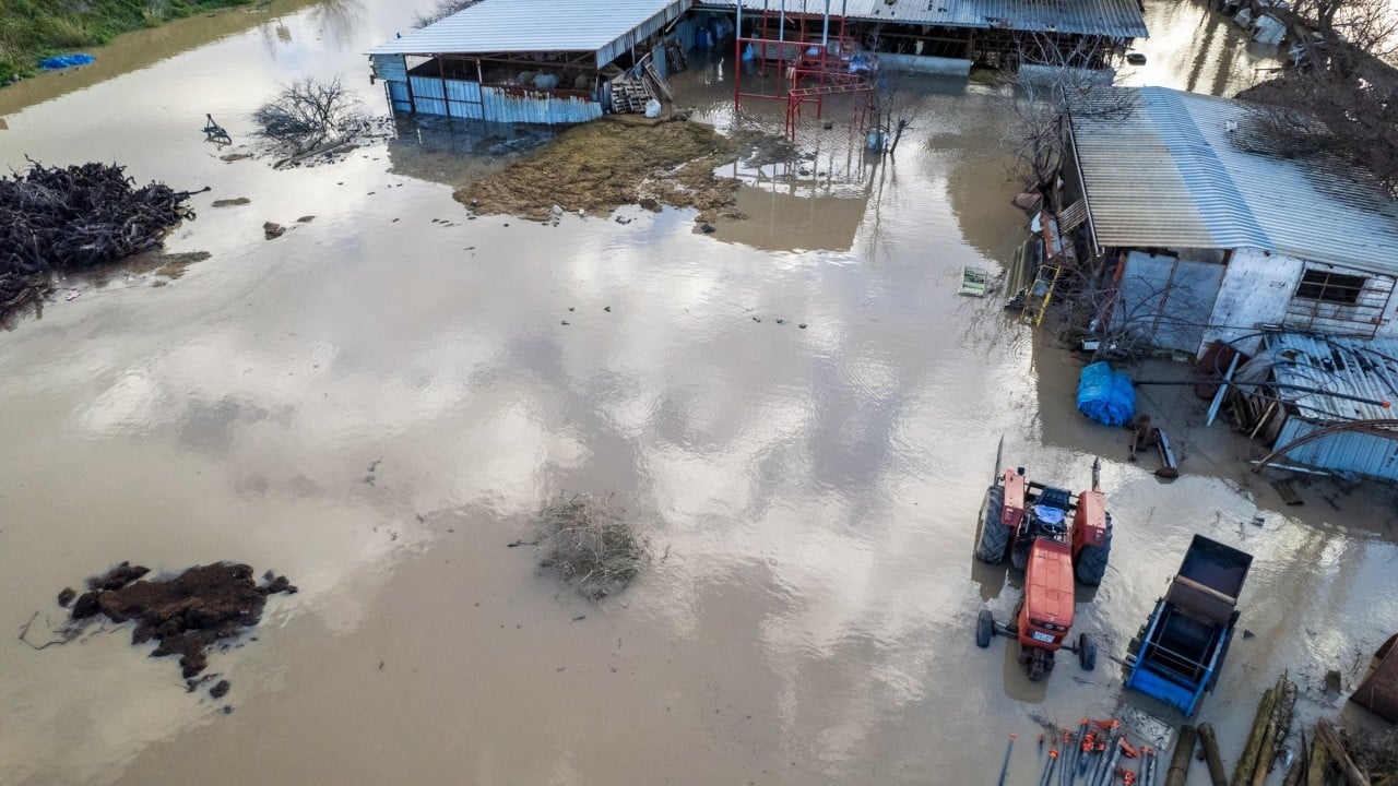 Foto - Bir şehir dün gece felaketi yaşadı! Hasar gün ağarınca ortaya çıktı