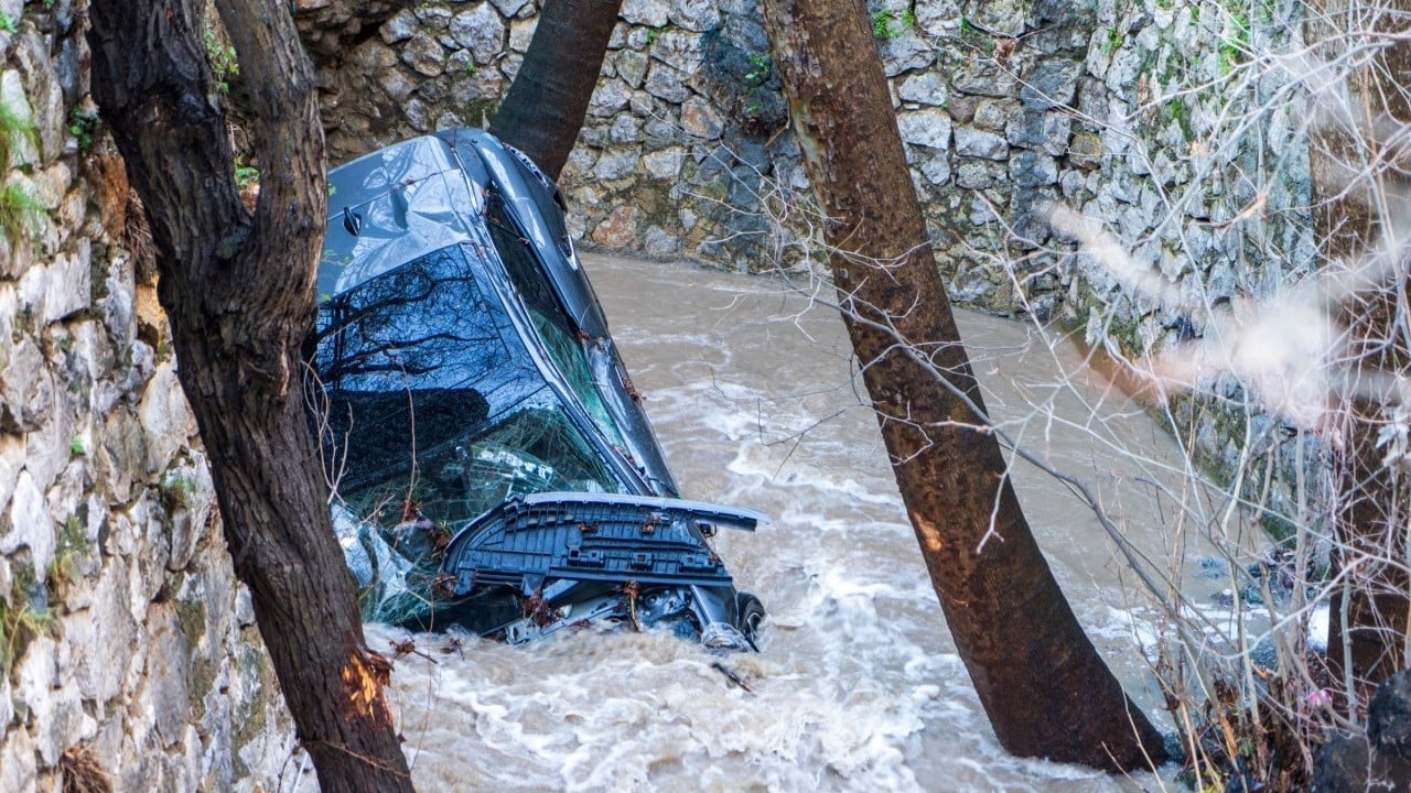 Foto - Bir şehir dün gece felaketi yaşadı! Hasar gün ağarınca ortaya çıktı