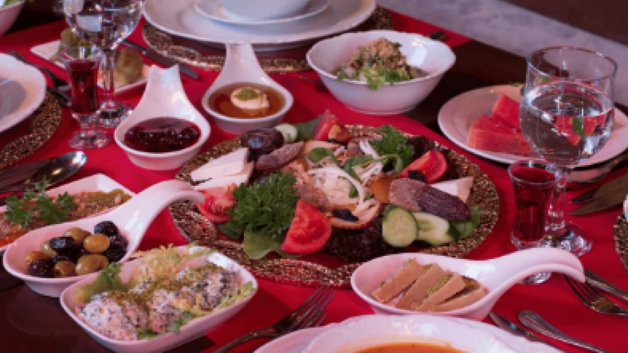 Foto - Bir tane bile atlanmamalı: Uzman isimden Ramazan ayında beslenme uyarıları