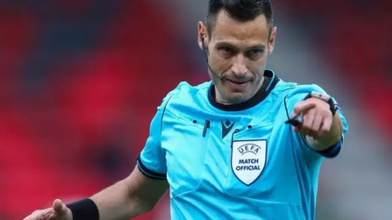 Foto - Bir tane Türk yok: 2025 yılının en iyi hakemleri açıklandı!