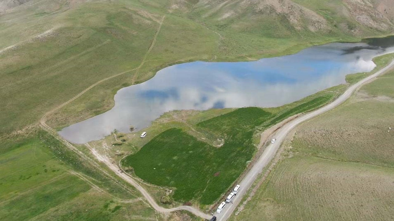 Foto - Bir zamanlar cennet gibiydi! Antik Urartu Barajı tamamen kurudu