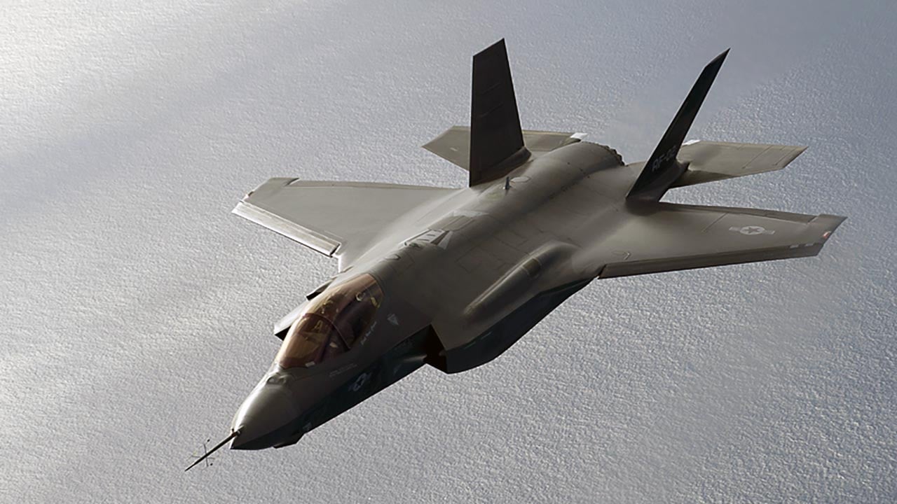 Foto - Bir zamanların korkulan Luftwaffe’si ne hale geldi! Montaj hattından çıkacak savaş uçağını bekliyor