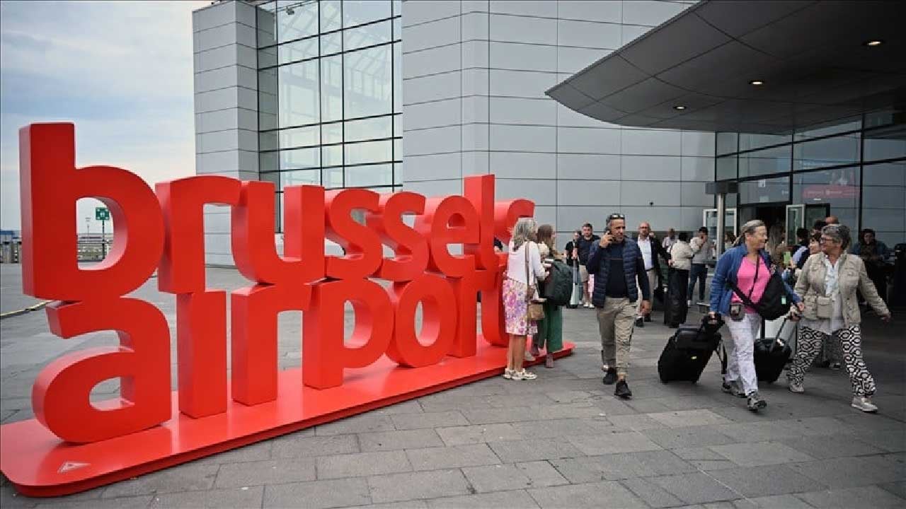 Foto - Bir zamanların sömürgeci ülkesi kendini korumaktan aciz