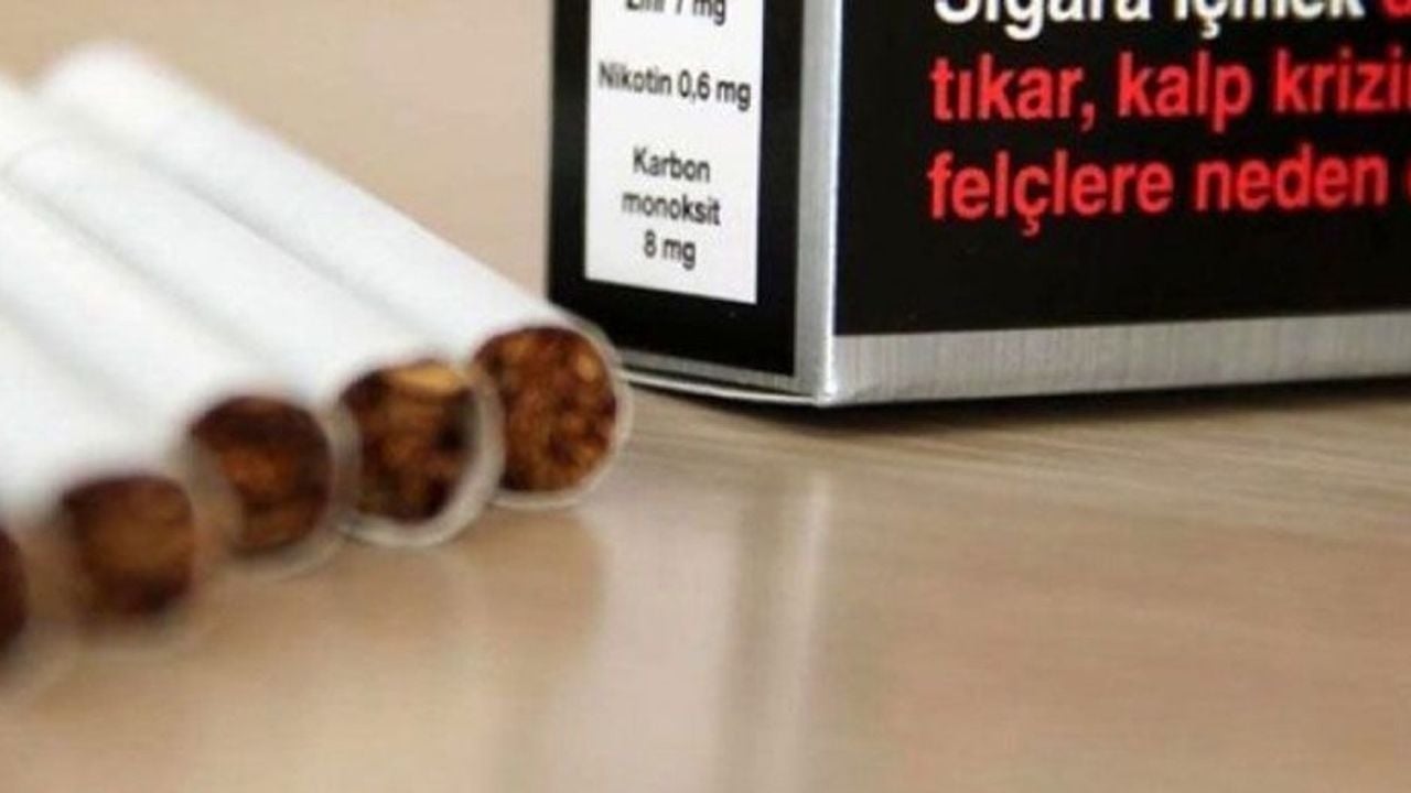 Foto - Bırakırsınız artık şu mereti! Sigaraya büyük zam