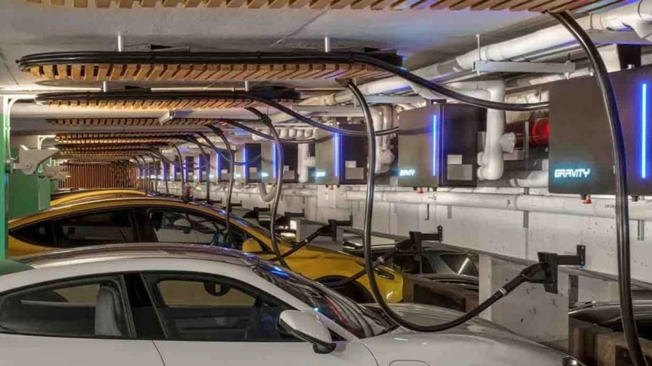 Foto - Birbirini şarj bataryanın ömrünü bitiriyor