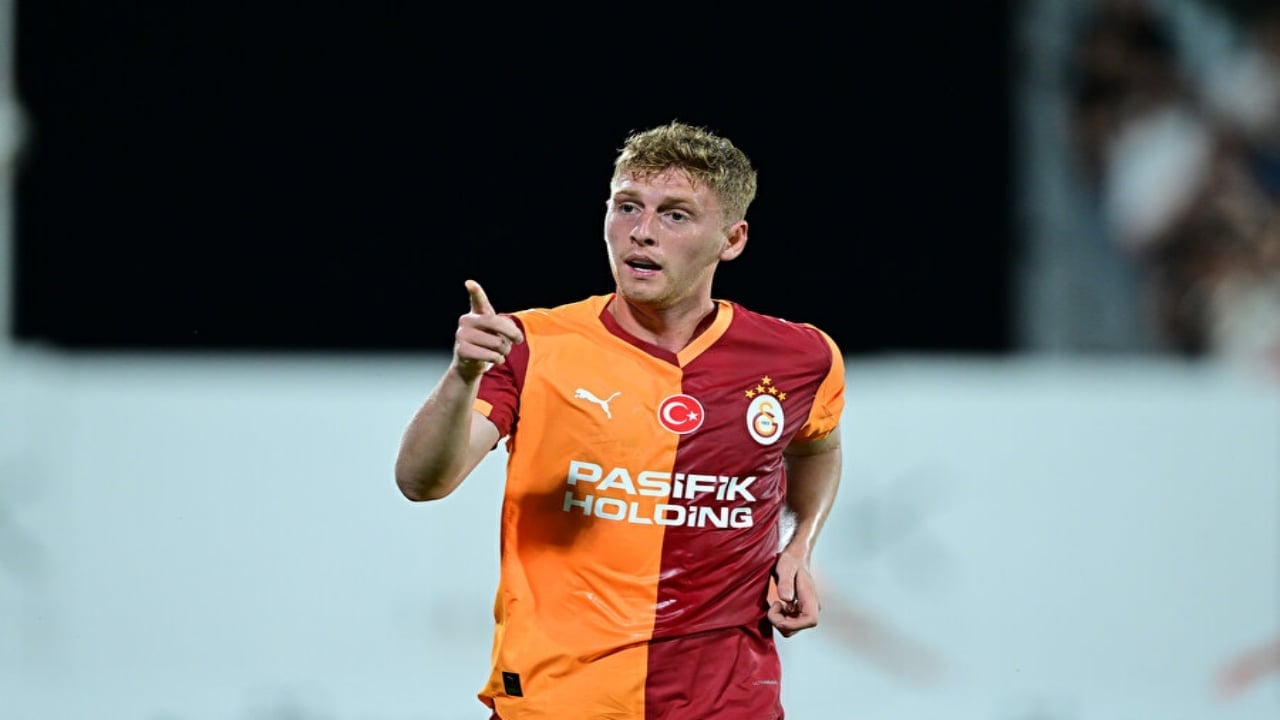 Foto - Biri Fener, diğeri Galatasaray’dan! İki yıldız futbolcu, gözaltına alındı