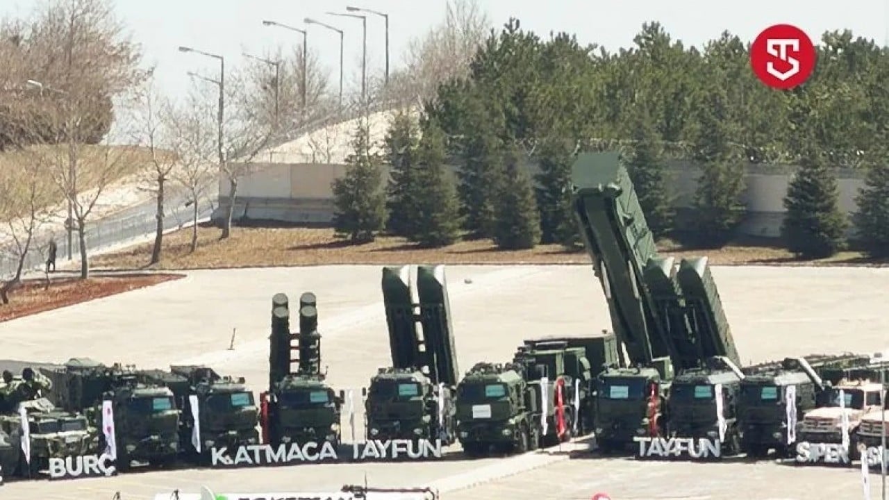 Foto - Birkaç gün önce gemiyi ortadan ikiye ayırmıştı: Tayfun füzesinin peşine düştüler