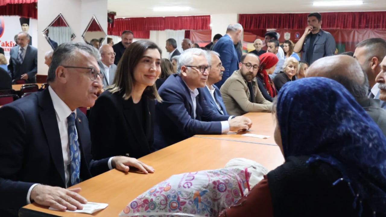 Foto - Birlik ve dayanışma mesajları! Hem hanelere hem gönüllere devlet eli