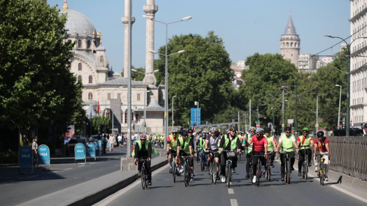Foto - Bisiklet turu ve milli maç heyecanı Yeşilay'da yaşandı...