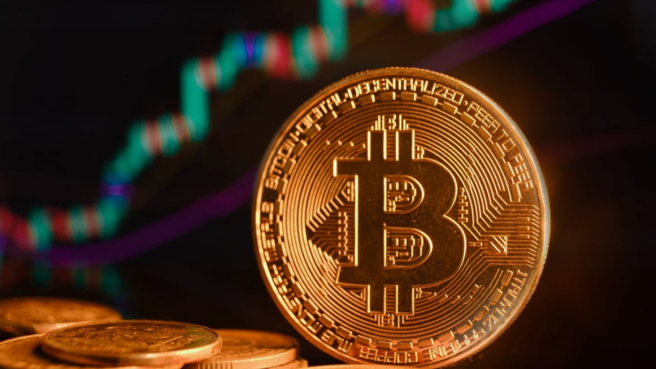 Foto - Bitcoin balonu patladı! Yatırımcısı başını taşlara vuruyor