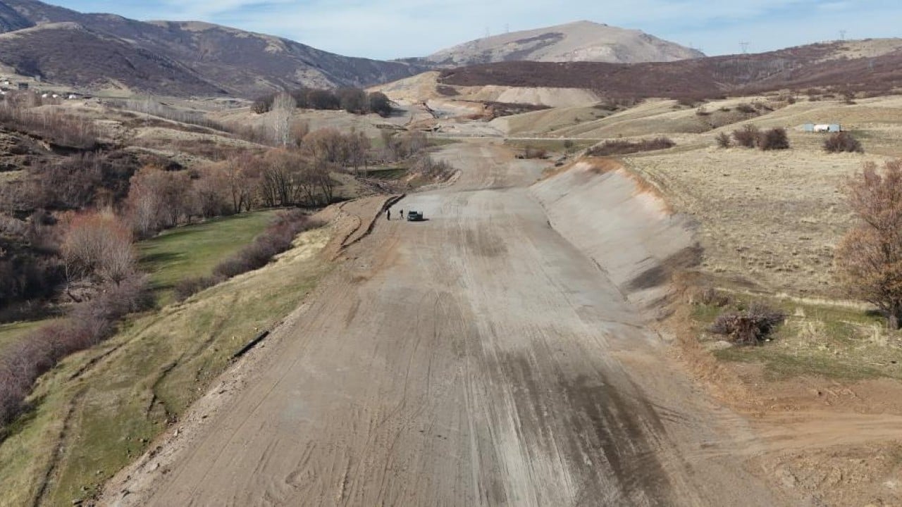 Foto - Bitlis, Van ve Diyarbakır arasında ulaşım projeleri hız kesmiyor