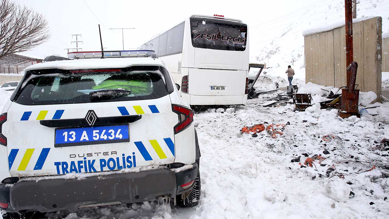 Foto - Bitlis'te yürekler ağza geldi! 4 polis yaralandı