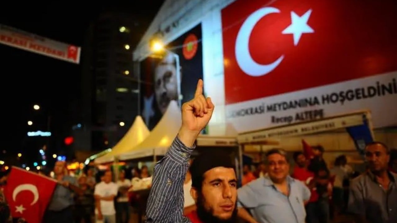 ‘Biz de çıkalım baba’ 15 Temmuz direnişinin küçük kahramanları