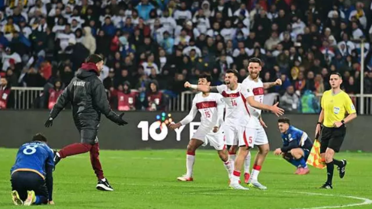 Foto - Milli takımın başarısı ürküttü! Korktukları şey başlarına geldi!