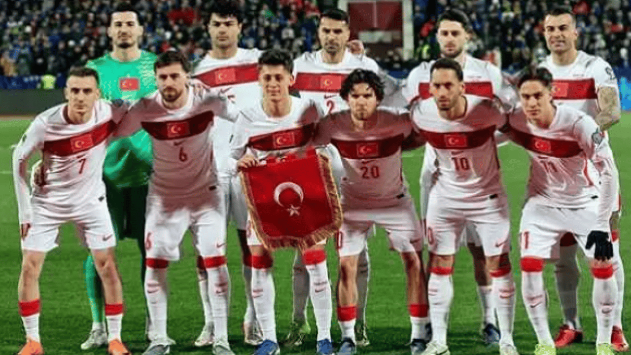 Foto - Milli takımın başarısı ürküttü! Korktukları şey başlarına geldi!