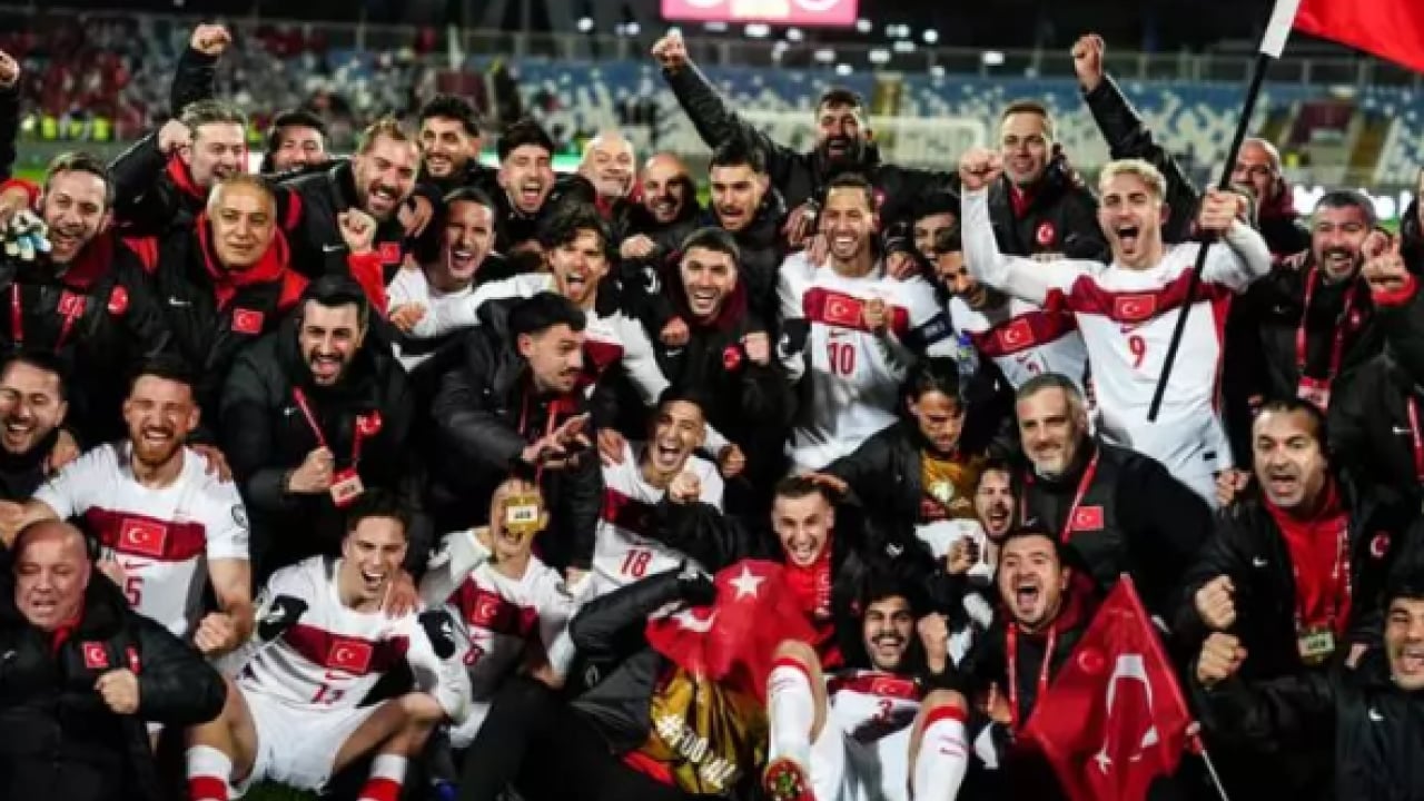 Foto - Milli takımın başarısı ürküttü! Korktukları şey başlarına geldi!