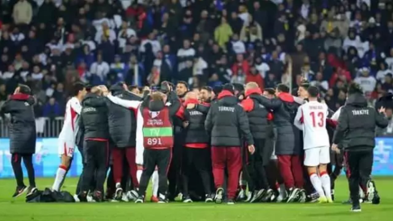 Foto - Milli takımın başarısı ürküttü! Korktukları şey başlarına geldi!