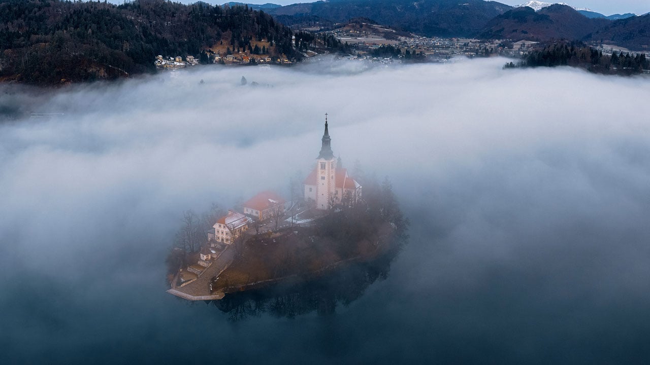 Foto - Bled Gölü’nde görsel şölen! Masalsı bir manzara