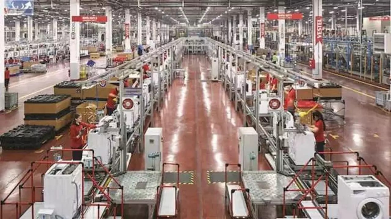 Foto - Bloomberg duyurdu! İflas iddiaları reddedilen Vestel'de deprem