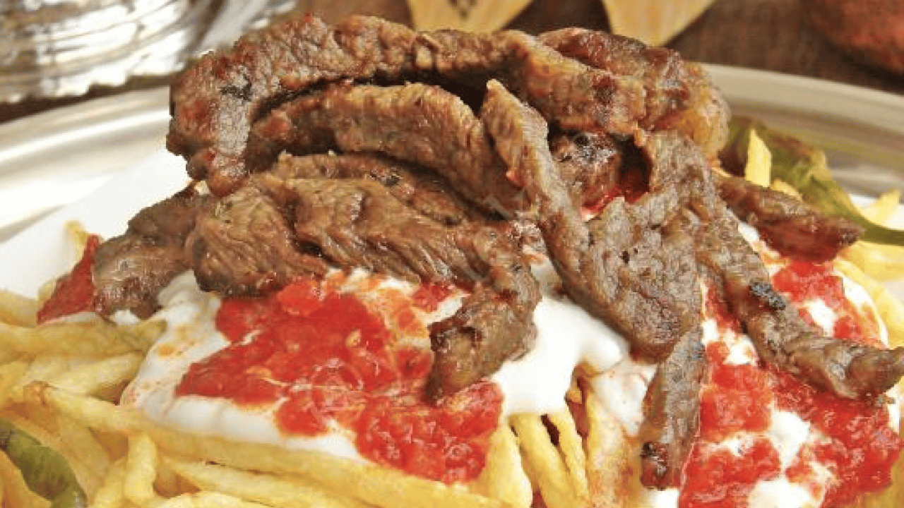 Foto - Bodrum Çökertme kebabı, domates sosu ve yoğurt hazırlanıyor: Dünya listesinde 7’nci sırada! Efsane lezzet