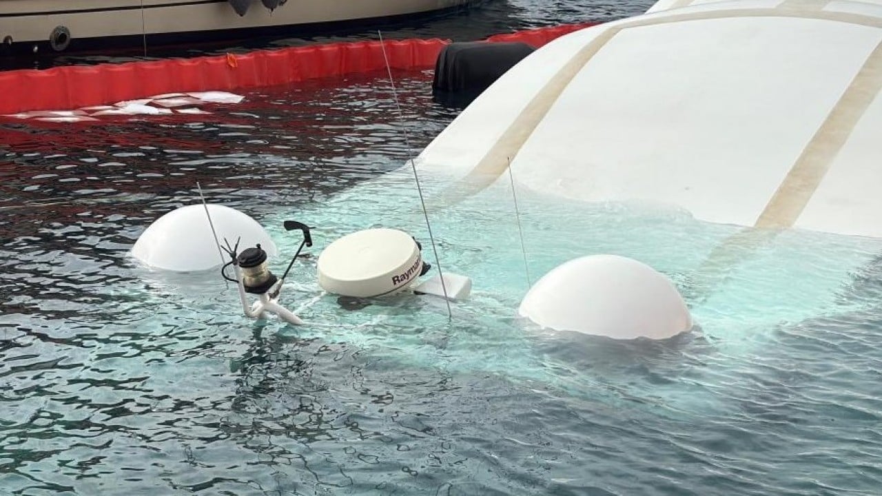 Foto - Bodrum’da korkutan görüntü! 40 milyon TL'lik yat suya gömüldü