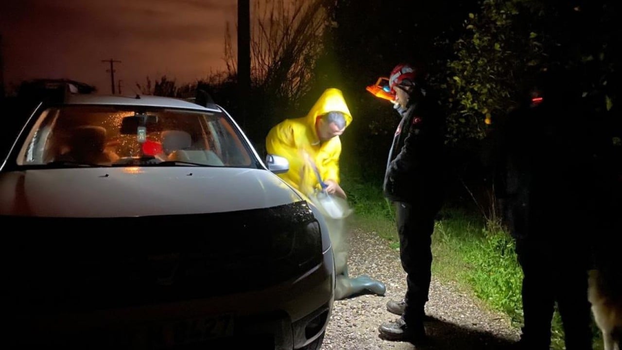 Foto - Boğulmaktan son anda kurtarıldılar