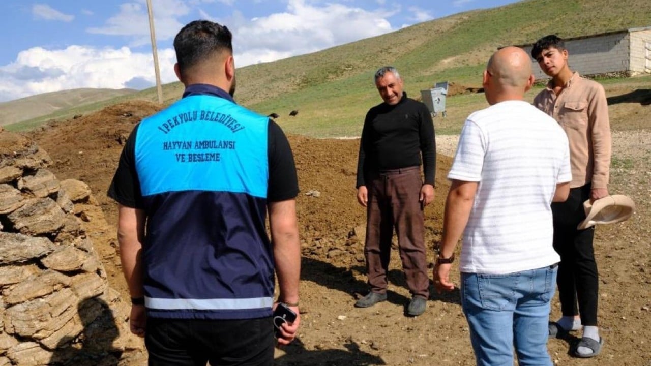 Foto - Bölge karantinaya alındı İlçeye giriş çıkışlar yasaklandı Kuduz alarmı