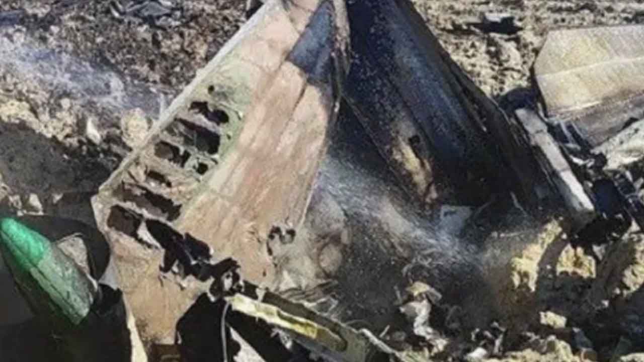 Foto - Bölge kaynarken şok haber geldi: Uçak düştü