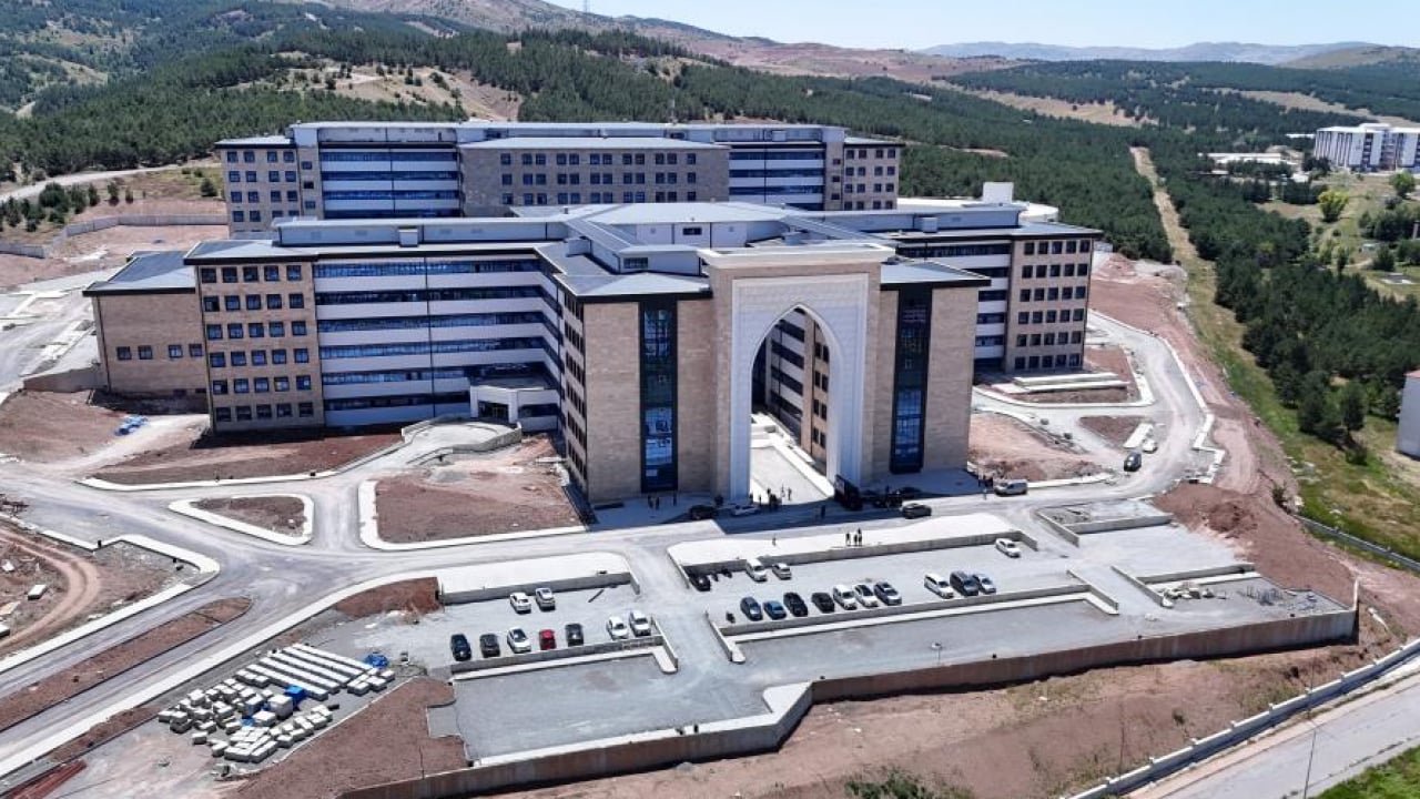 Foto - Bölgenin sağlık üssü olacak! 1071 yataklı hastane yıl sonu açılıyor