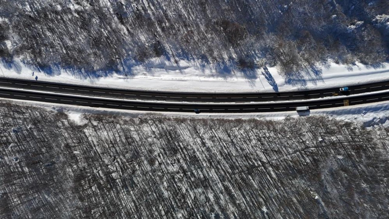 Foto - Bolu Dağı'nda ulaşım açık manzara kartpostallık