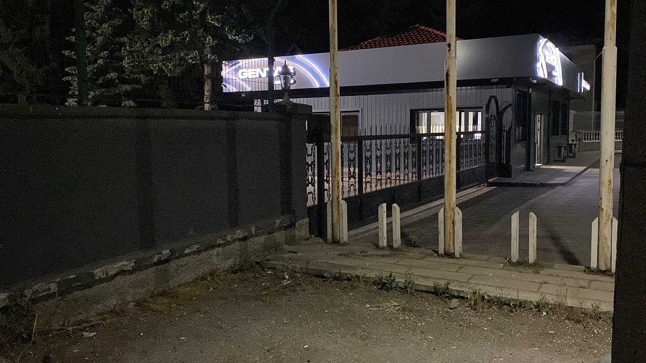 Foto - Bolu'da fabrikada korkunç kaza! Gece vardiyasında kolunu makineye kaptıran işçi hastaneye kaldırıldı!