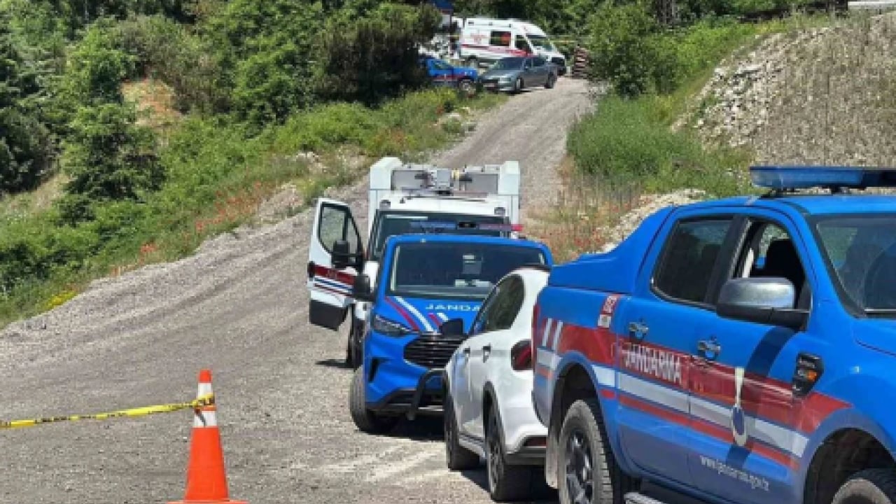 Foto - Bolu'da maden ocağında göçük: Bir işçi toprak altında kaldı! Kurtarma çalışmaları sürüyor