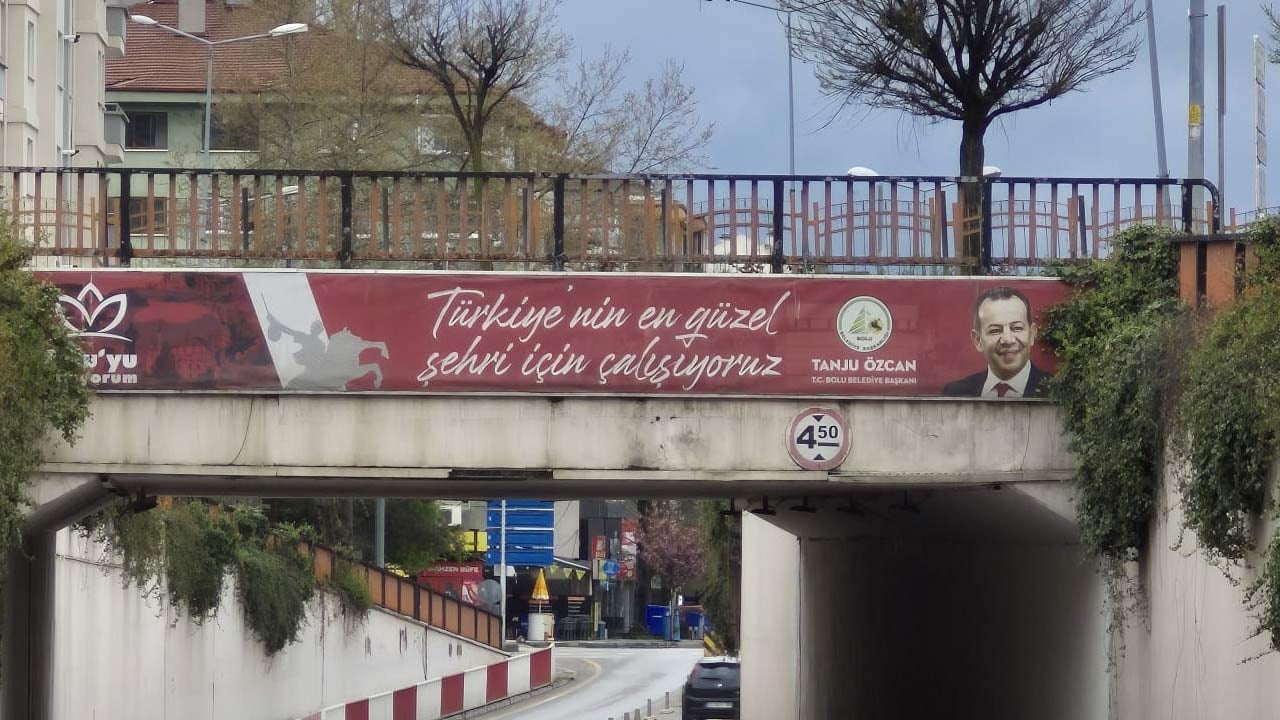 Foto - Bolu’yu uçkur düşkünü Tanju mu yönetiyor!.. Belediye bütçesi Özcan’ı aklamaya ayrıldı… Bakanlık göreve!