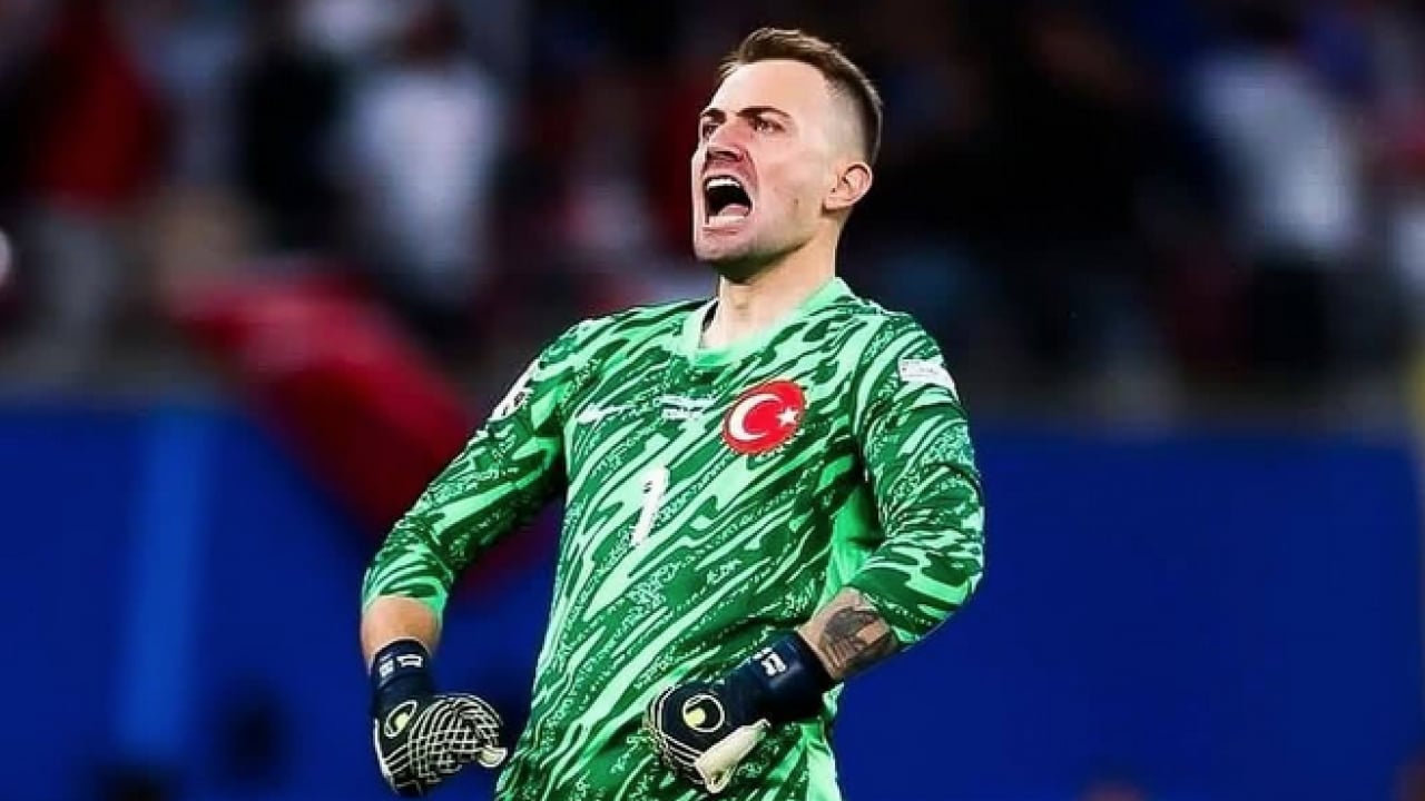 Bomba gelişmeyi duyurdular: Mert Günok kariyerinin sonunda La Liga'ya... Harekete geçtiler